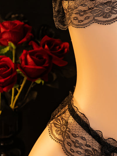 Ensemble String et Soutien-Gorge Coquin
