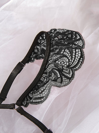 Ensemble de Lingerie en Dentelle avec Jarretières