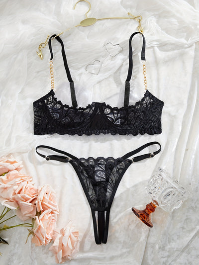 Ensemble Lingerie avec Chaînes
