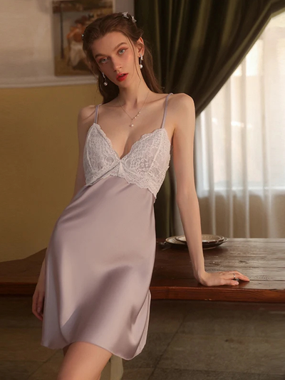 Douce Nuisette en Dentelle