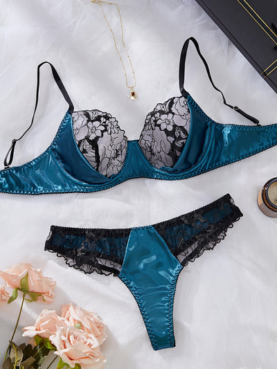 Lingerie Coquine Transparente & Brillante