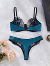 Lingerie Coquine Transparente & Brillante