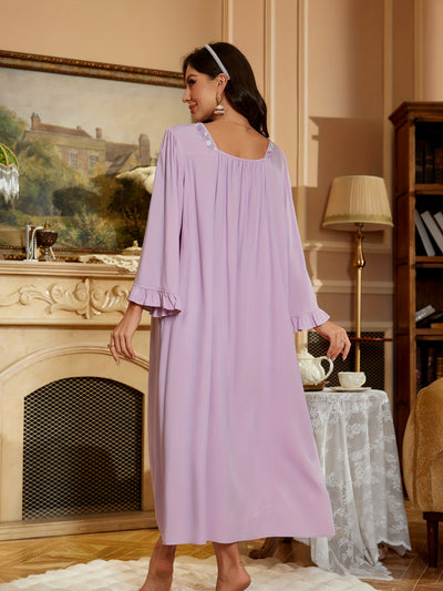 Chemise de Nuit à Manches Longues Boutonnée Devant