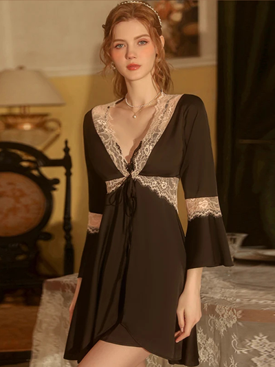 Chemise de Nuit en Dentelle Ouverte